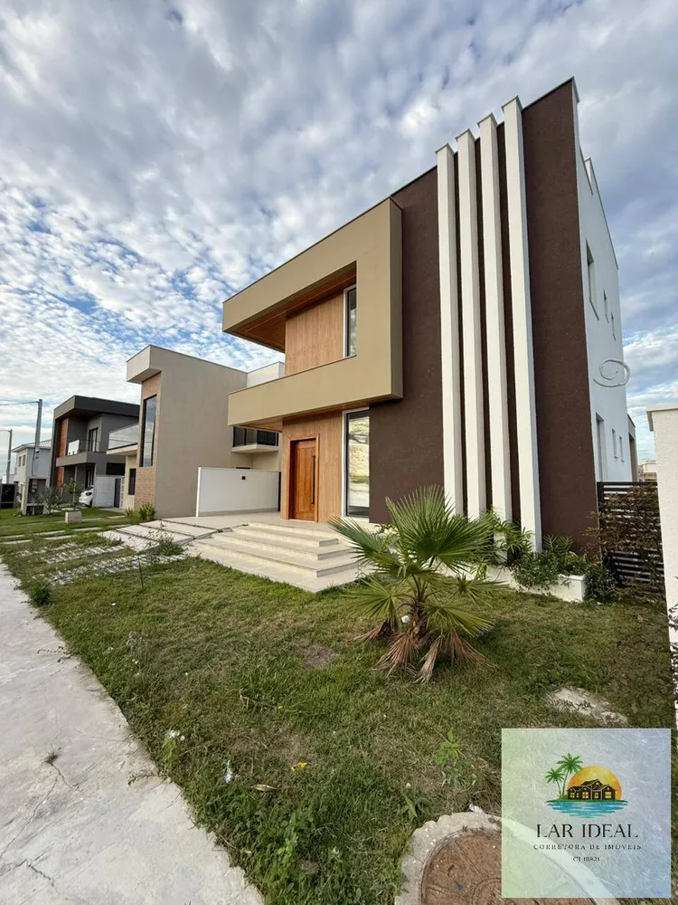 Casa, 3 quartos, 217 m² - Foto 2