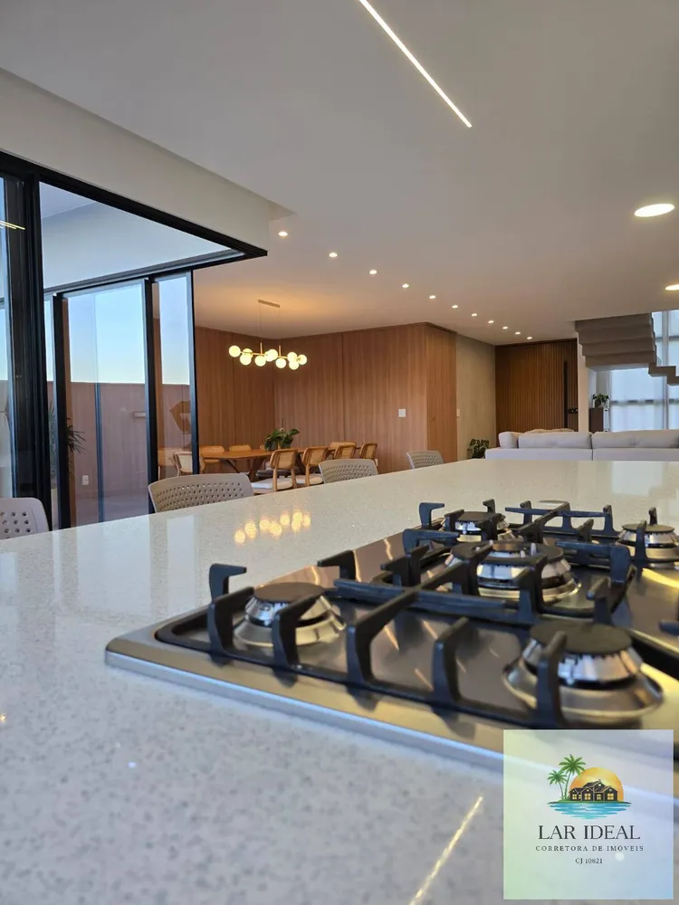 Casa, 3 quartos, 270 m² - Foto 13