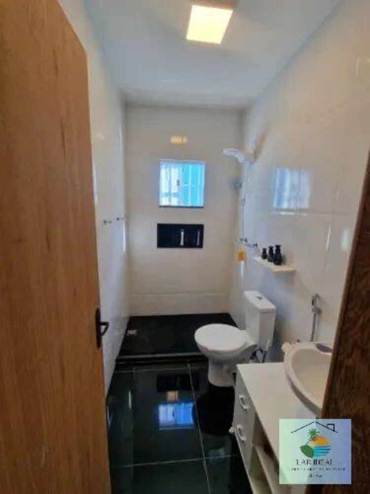 Casa à venda com 3 quartos, 70m² - Foto 3