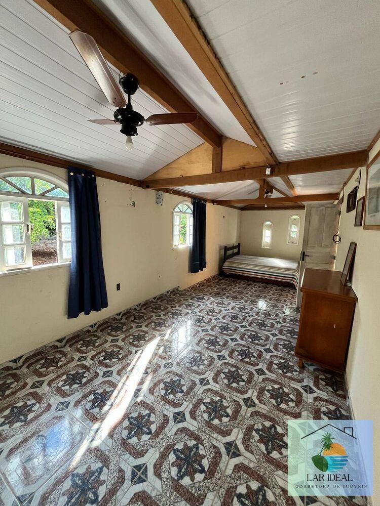 Casa, 4 quartos, 180 m² - Foto 2