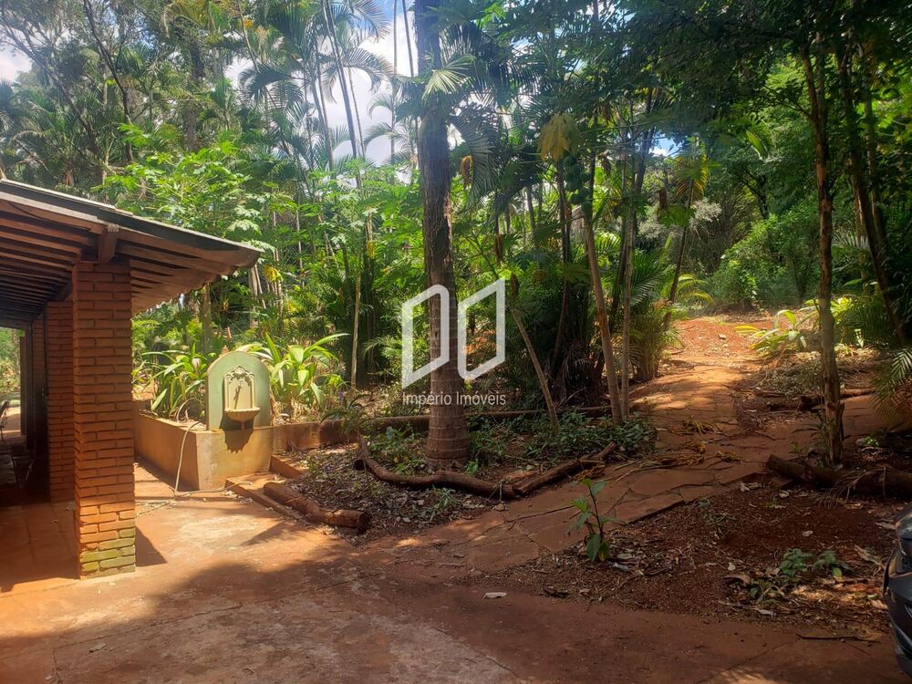 Chácara à venda e aluguel com 3 quartos, 2629m² - Foto 8