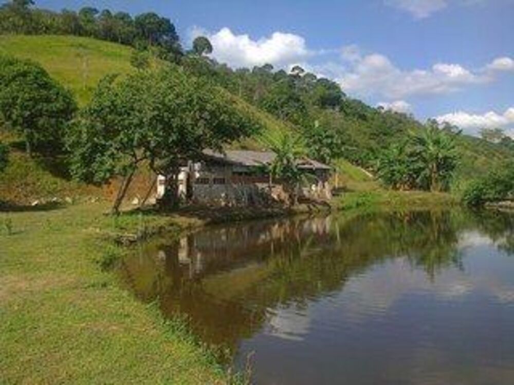 Sítio à venda com 3 quartos, 33000m² - Foto 1