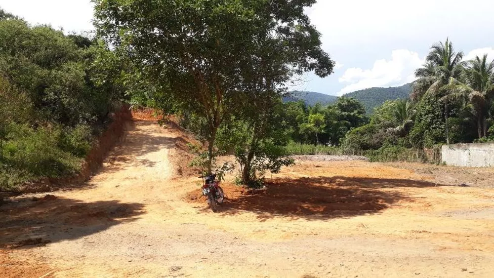 Terreno, 2100 m² - Foto 2