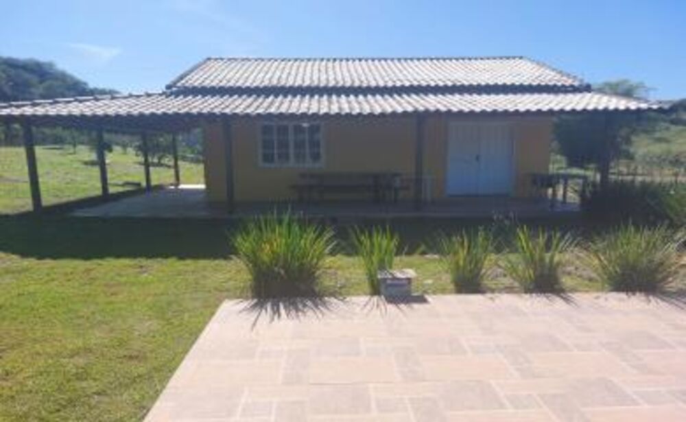 Sítio à venda com 2 quartos, 4000m² - Foto 1