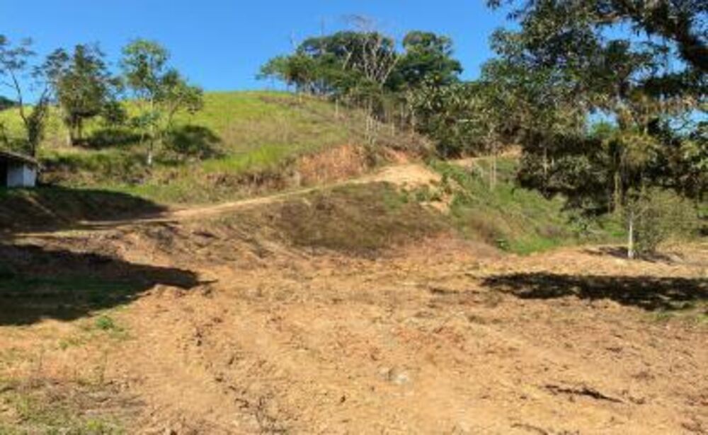 Sítio à venda com 2 quartos, 50000m² - Foto 4