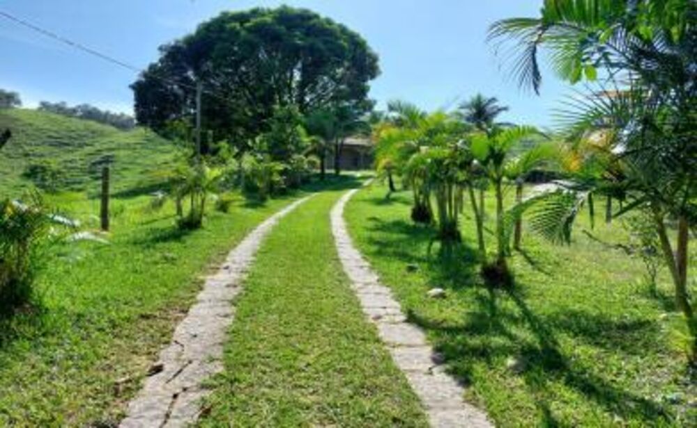 Sítio à venda com 2 quartos, 47000m² - Foto 10