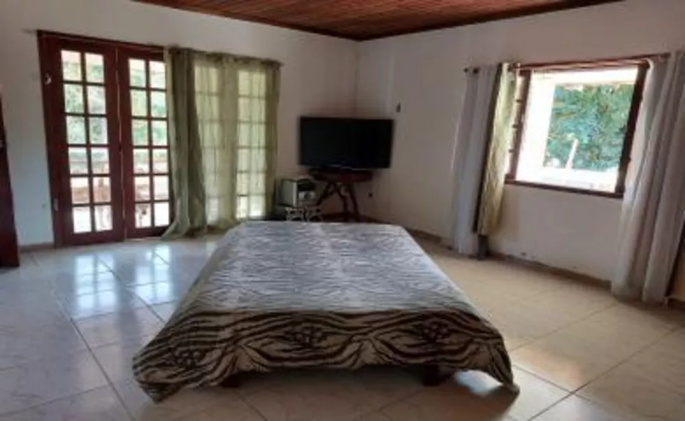 Chácara, 3 quartos, 810 m² - Foto 6