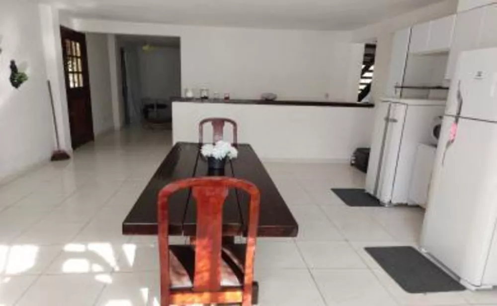 Chácara, 3 quartos, 810 m² - Foto 4