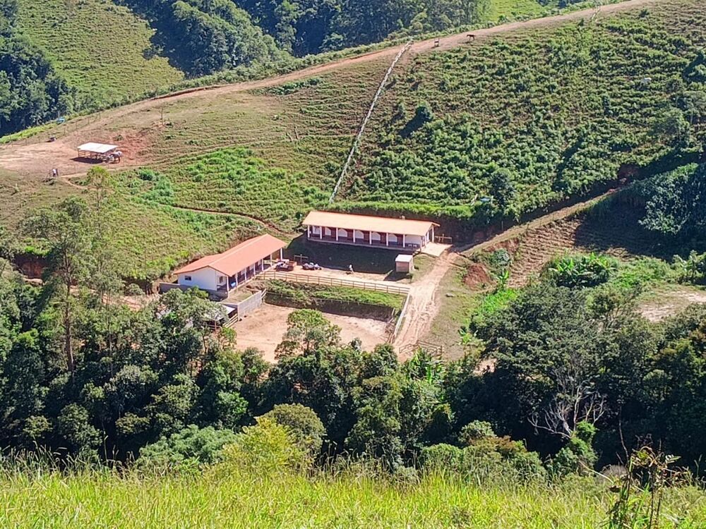 Fazenda à venda com 1 quarto, 80000m² - Foto 2