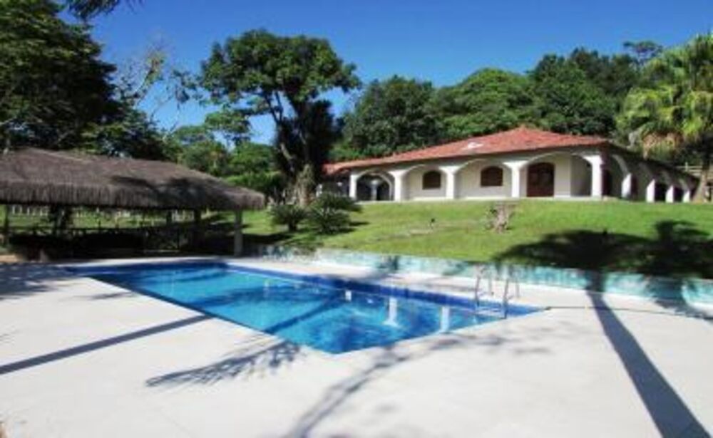 Sítio à venda com 3 quartos, 33200m² - Foto 1