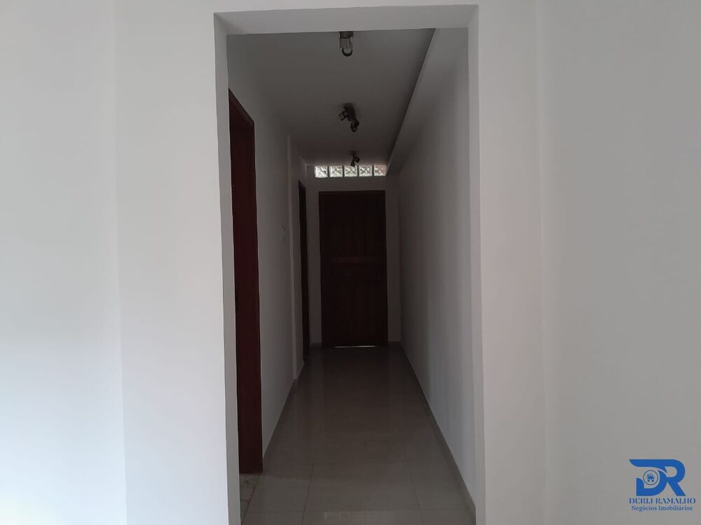 Casa à venda com 4 quartos, 187m² - Foto 12