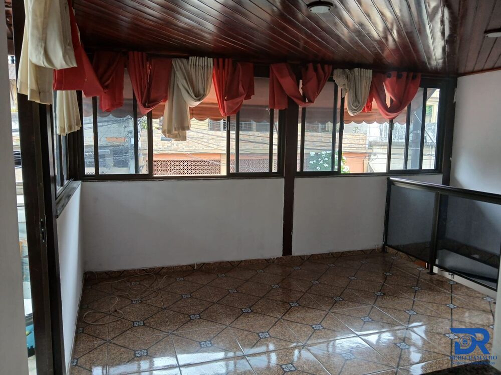 Casa para alugar com 2 quartos, 60m² - Foto 3