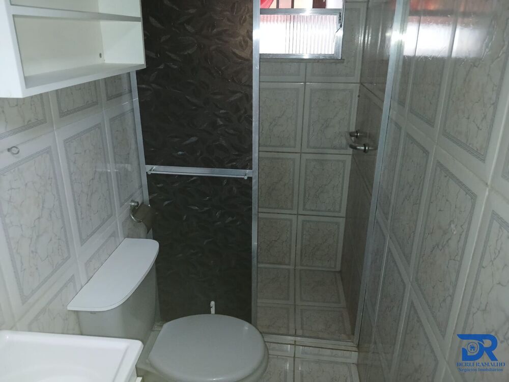 Casa para alugar com 2 quartos, 60m² - Foto 11