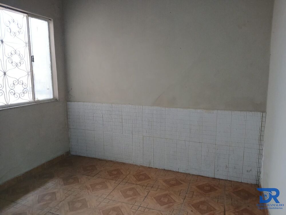Casa para alugar com 2 quartos, 40m² - Foto 5