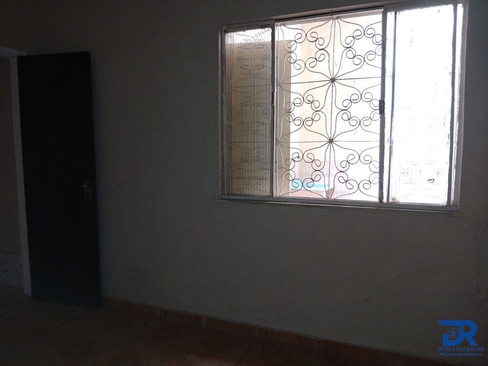 Casa para alugar com 2 quartos, 40m² - Foto 6