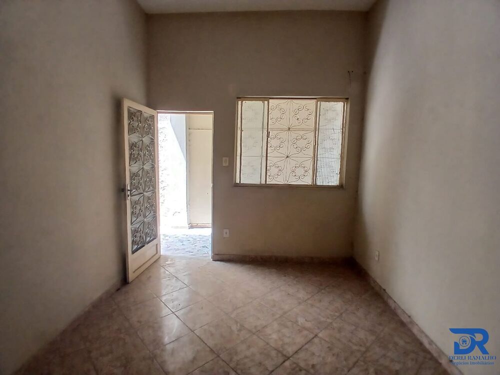 Casa para alugar com 2 quartos, 40m² - Foto 3