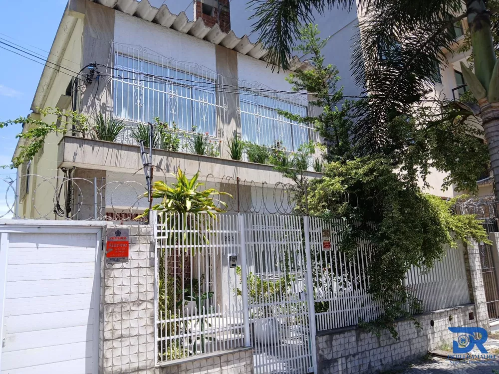 Casa, 4 quartos, 150 m² - Foto 1