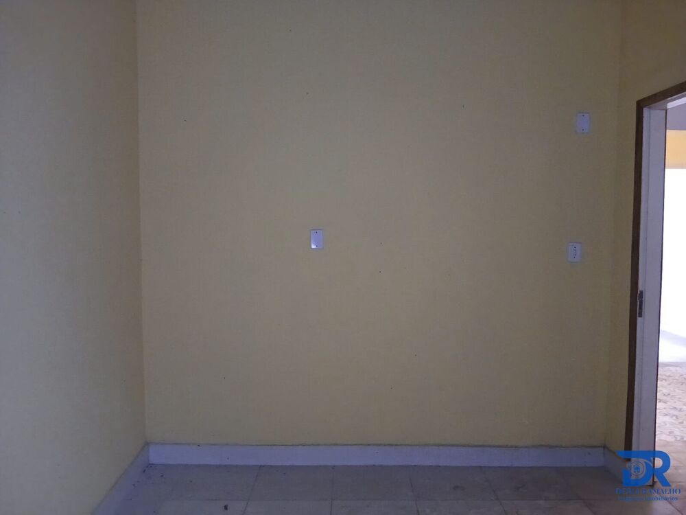 Casa para alugar com 2 quartos, 40m² - Foto 6