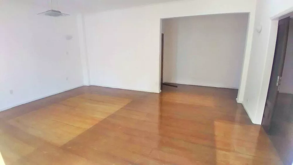 Apartamento para alugar com 3 quartos, 200m² - Foto 4