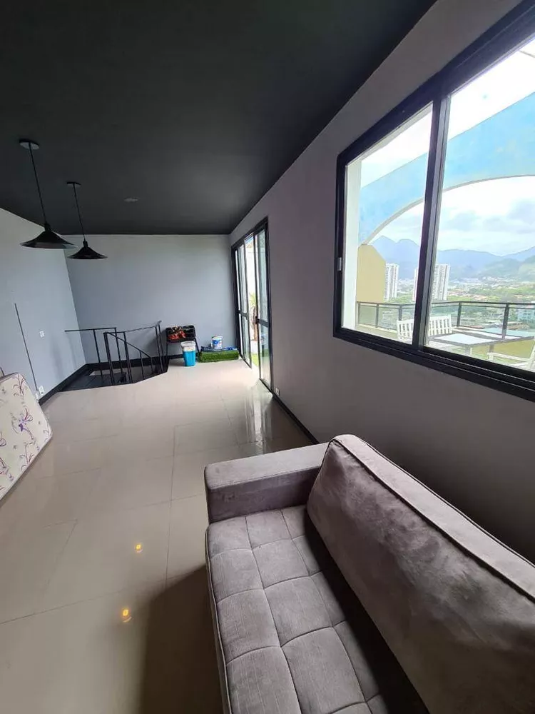 Cobertura à venda com 2 quartos, 143m² - Foto 3