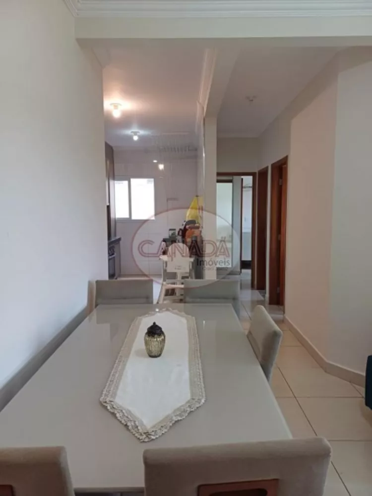 Apartamento à venda com 2 quartos, 67m² - Foto 2