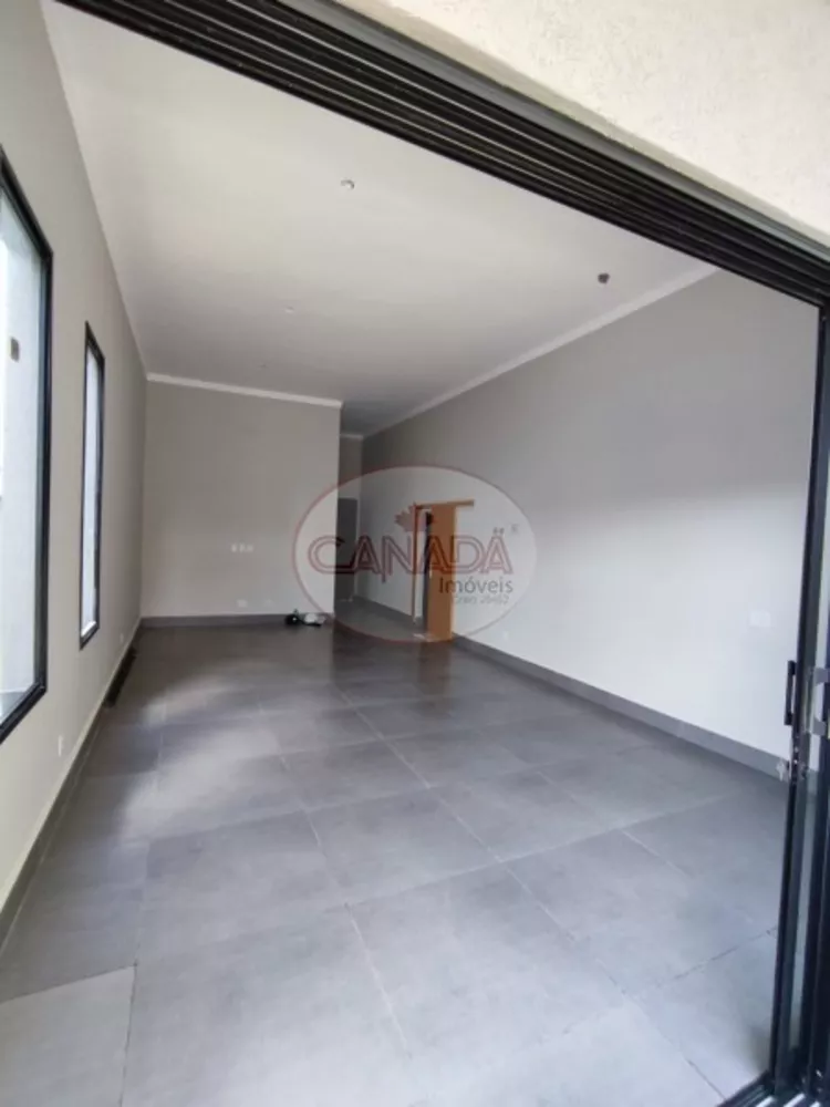 Casa à venda com 3 quartos, 344m² - Foto 1