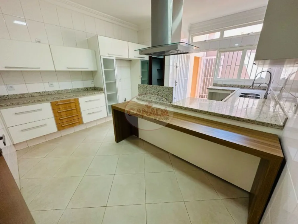 Casa, 5 quartos, 324 m² - Foto 3