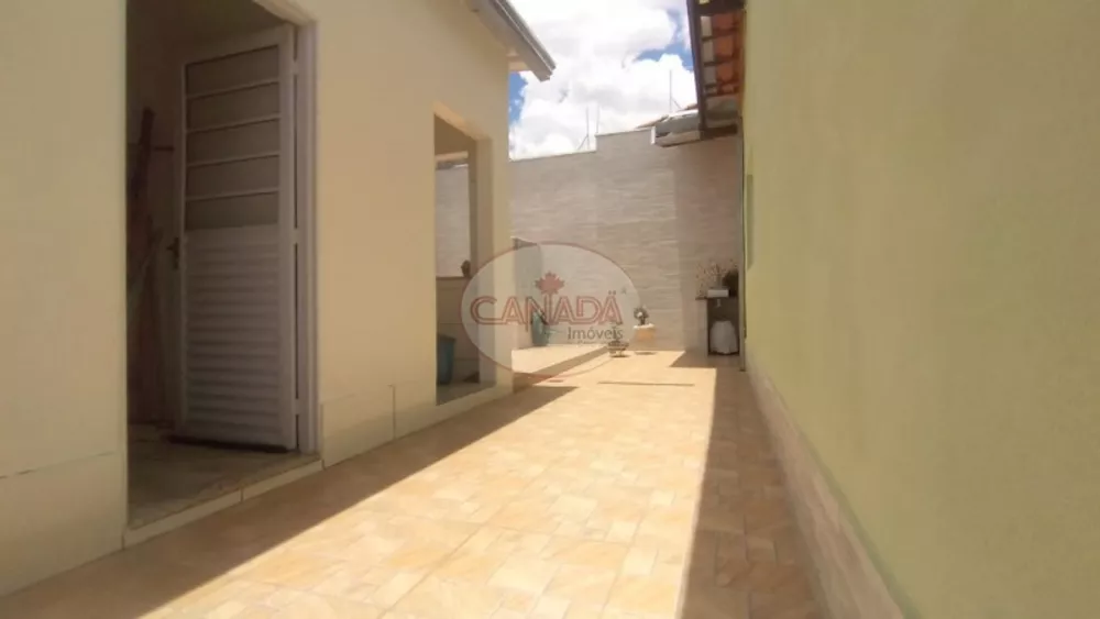 Casa à venda com 2 quartos, 200m² - Foto 2