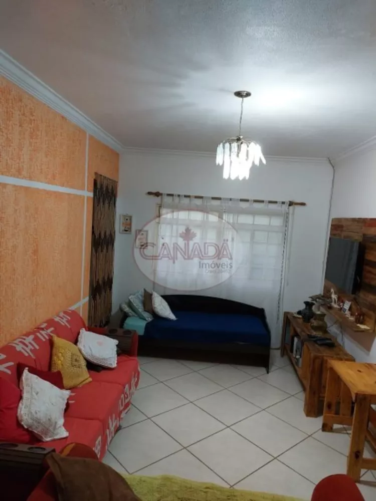 Casa à venda com 3 quartos, 220m² - Foto 1