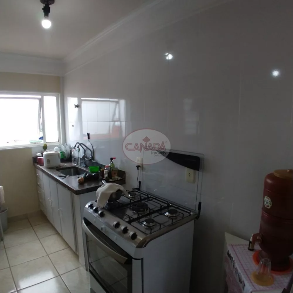 Apartamento para alugar com 2 quartos, 75m² - Foto 4