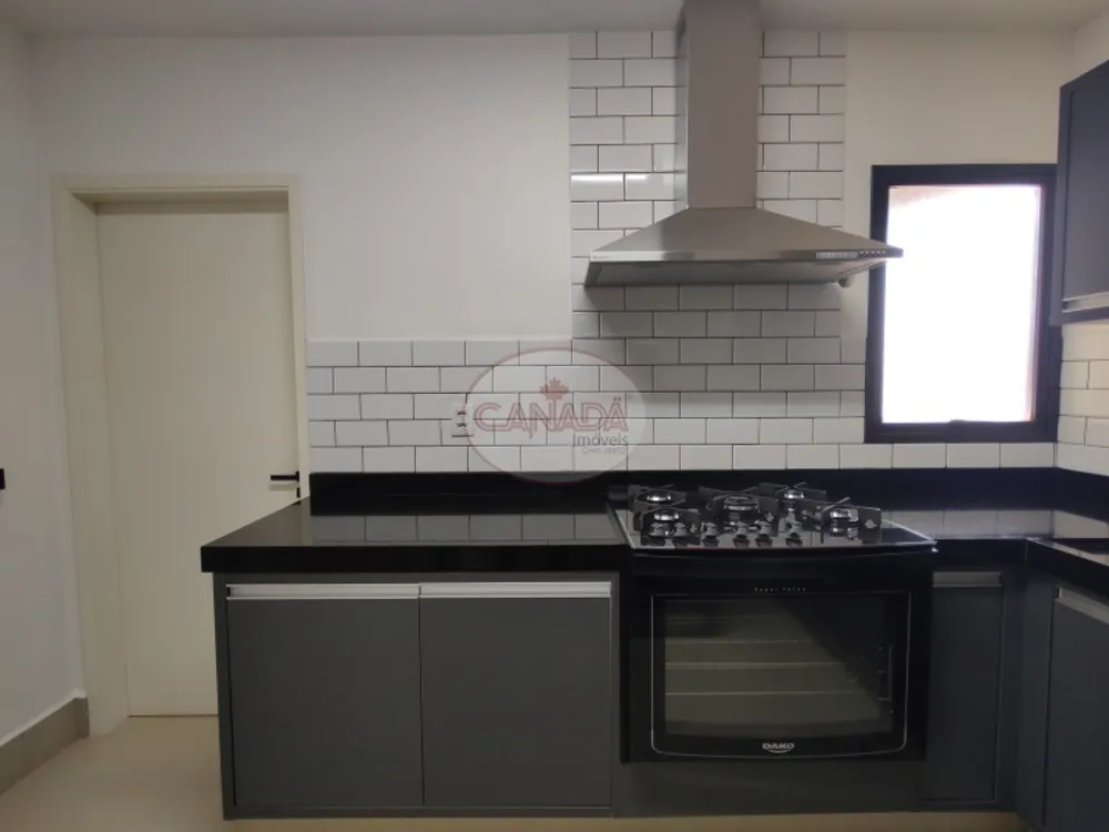 Cobertura, 3 quartos, 220 m² - Foto 4