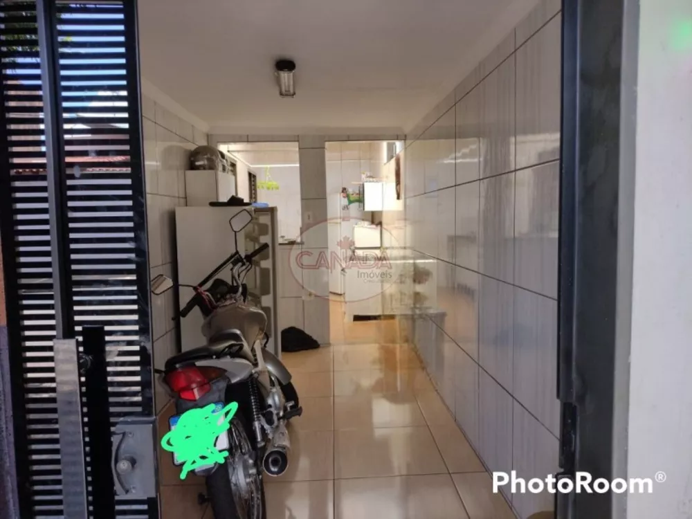 Casa à venda com 2 quartos, 53m² - Foto 3