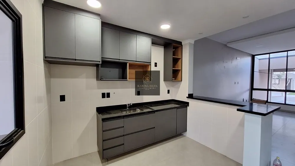 Casa, 3 quartos, 253 m² - Foto 2