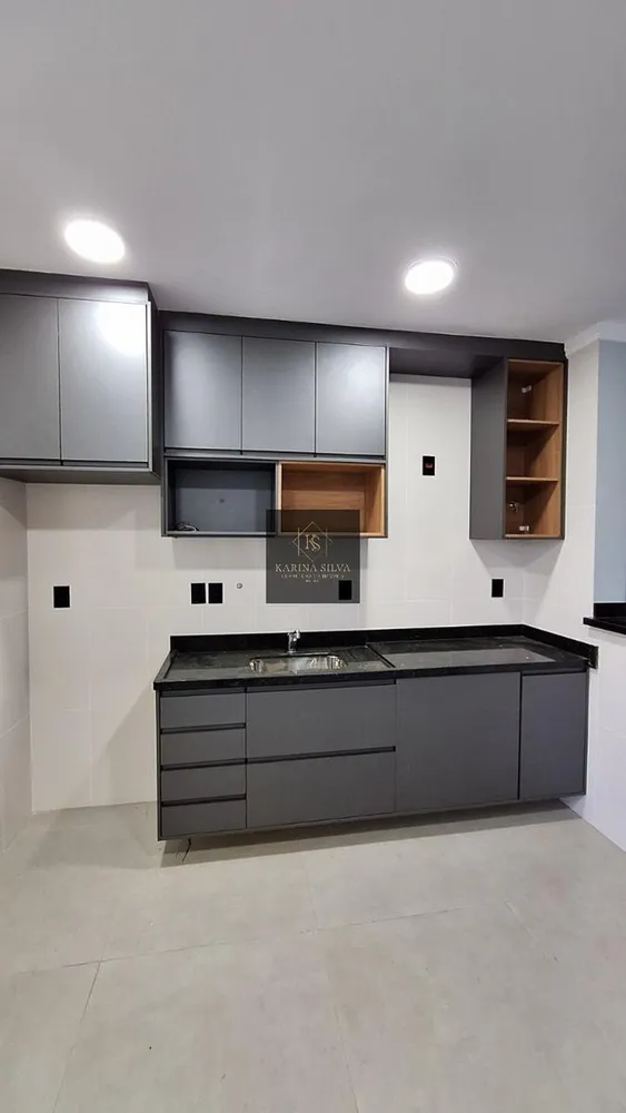 Casa, 3 quartos, 253 m² - Foto 1