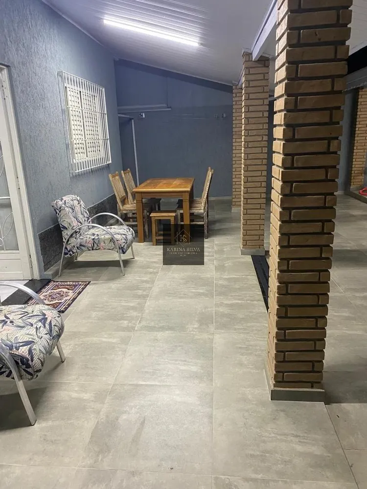 Casa, 3 quartos, 250 m² - Foto 4
