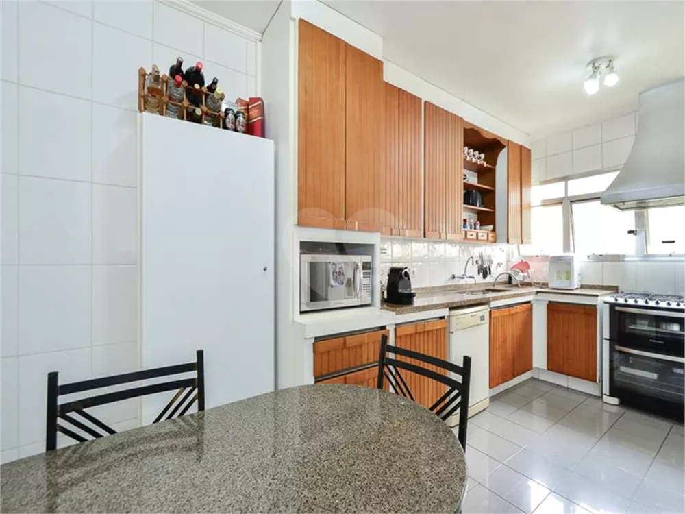 Apartamento, 2 quartos, 150 m² - Foto 1
