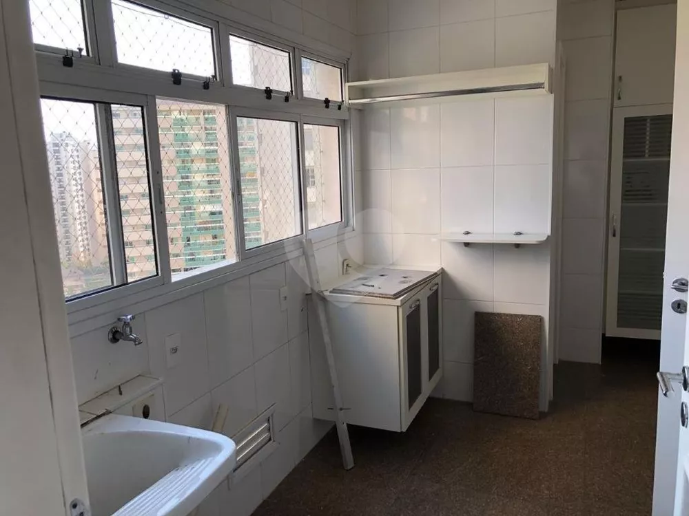 Apartamento, 3 quartos, 248 m² - Foto 3