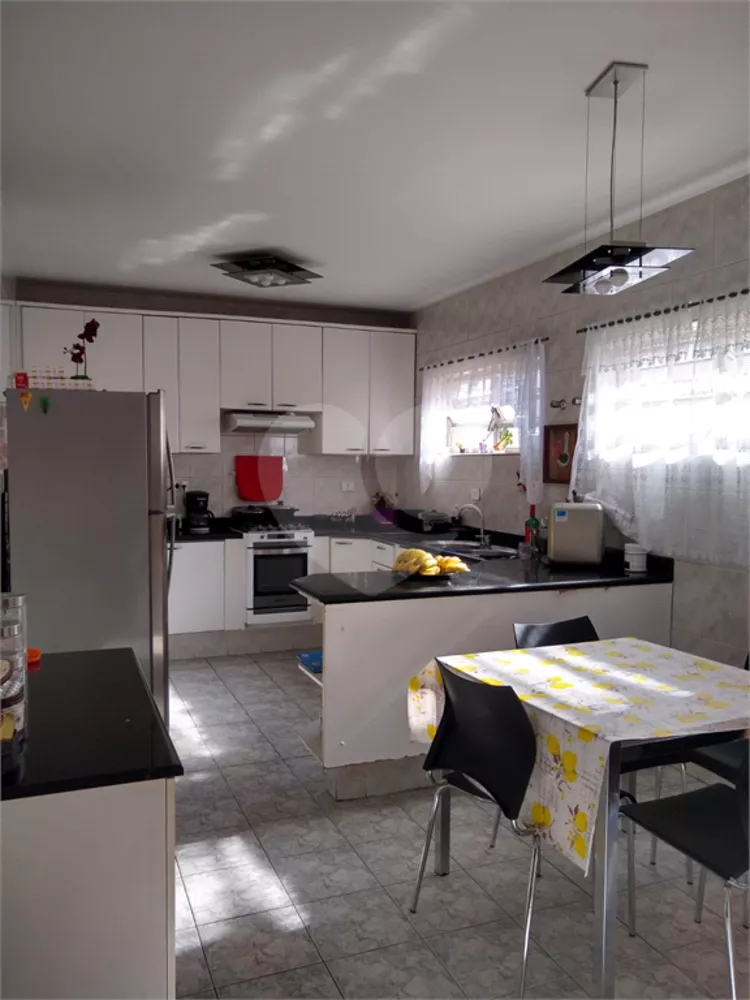 Casa, 3 quartos, 250 m² - Foto 1