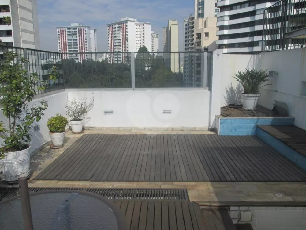 Apartamento, 3 quartos, 253 m² - Foto 1