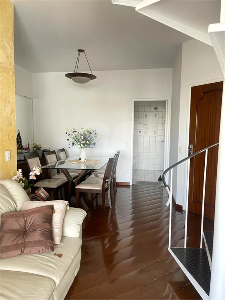 Cobertura, 3 quartos, 195 m² - Foto 2