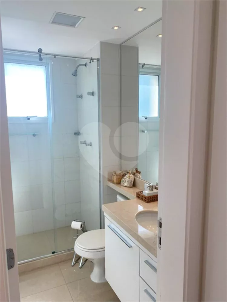 Cobertura, 3 quartos, 223 m² - Foto 4