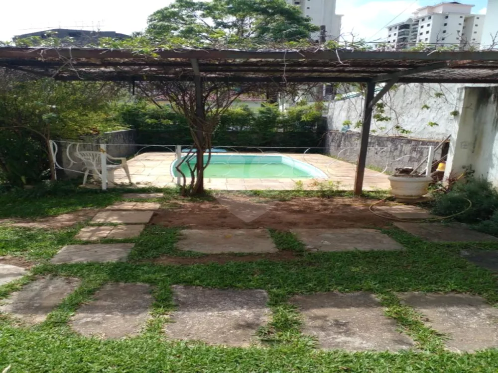 Casa, 6 quartos, 260 m² - Foto 1