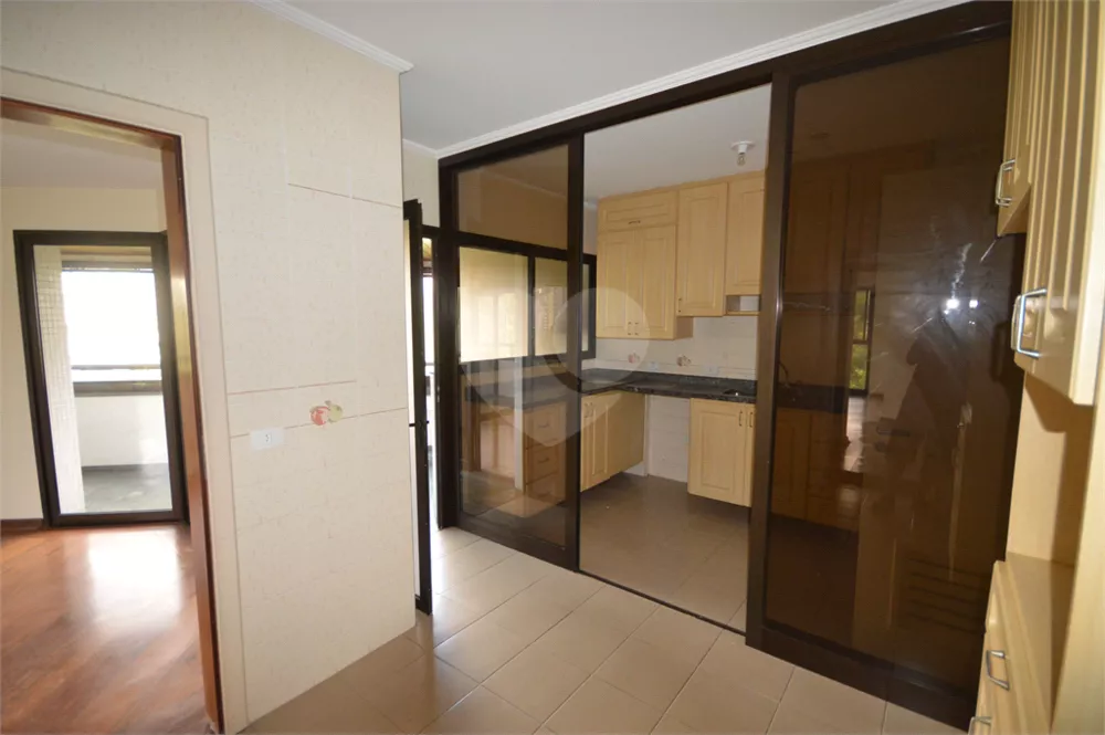 Apartamento, 4 quartos, 197 m² - Foto 2