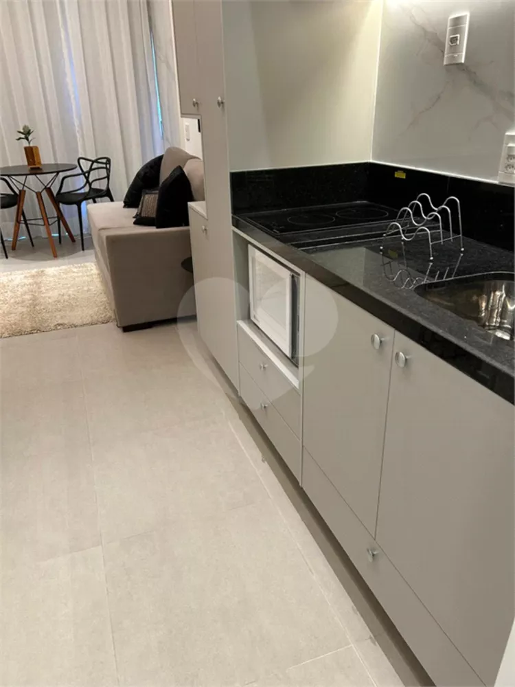 Apartamento, 1 quarto, 27 m² - Foto 2