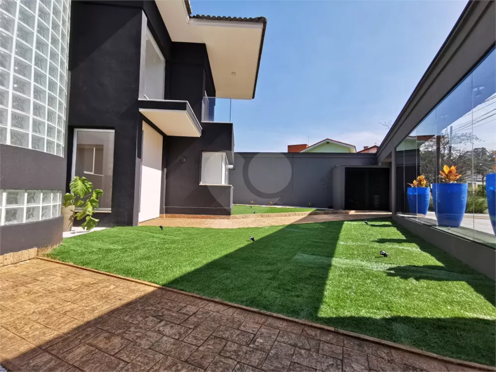 Casa, 4 quartos, 1500 m² - Foto 1