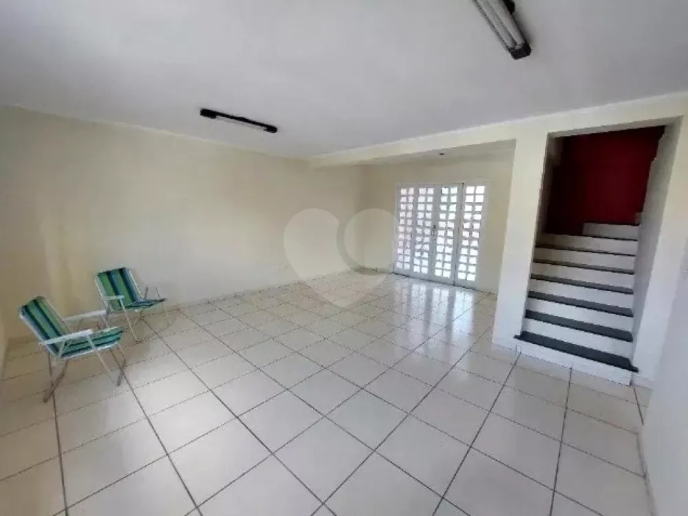 Casa, 1 quarto, 180 m² - Foto 2