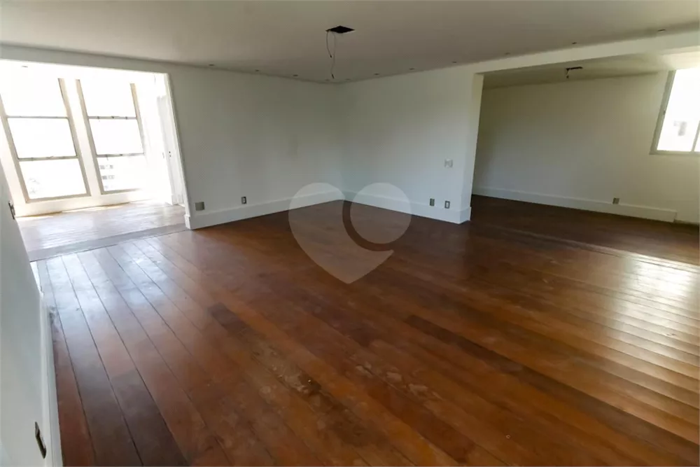 Apartamento, 3 quartos, 180 m² - Foto 1