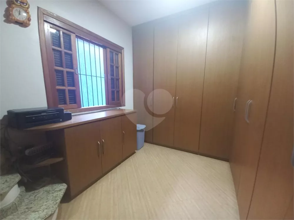 Casa, 5 quartos, 141 m² - Foto 1