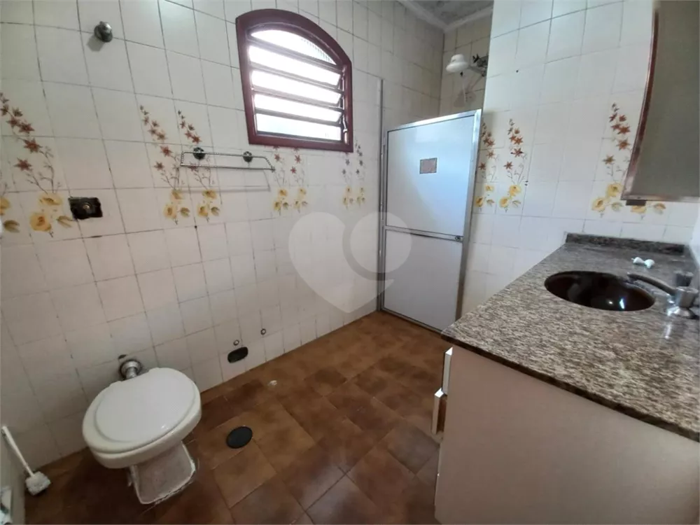 Casa, 3 quartos, 210 m² - Foto 1