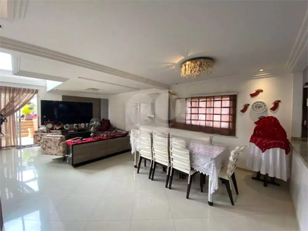 Apartamento, 4 quartos, 220 m² - Foto 3